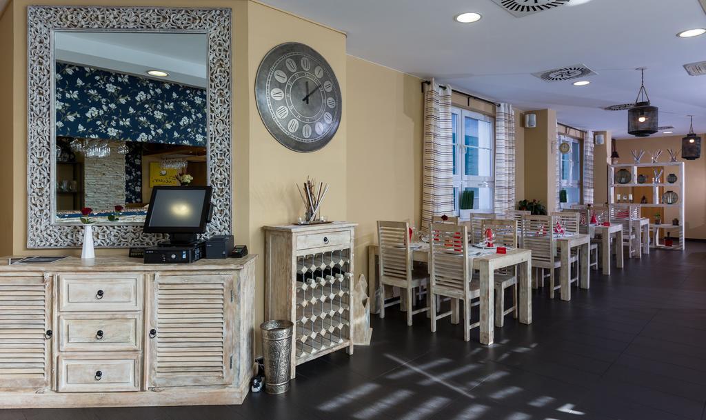 Sareza Hotel Ostrava Kültér fotó